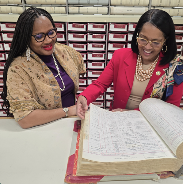 Congresswoman Hayes visits with the New Britain City Clerk