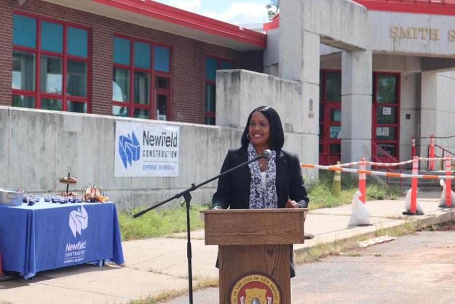 Congresswoman Speaks at Smith Elementary Groundbreaking Ceremony
